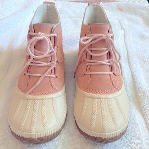 The Sorel Out N About Melon/Blush/Pink Rain Boot Duck women's size 8